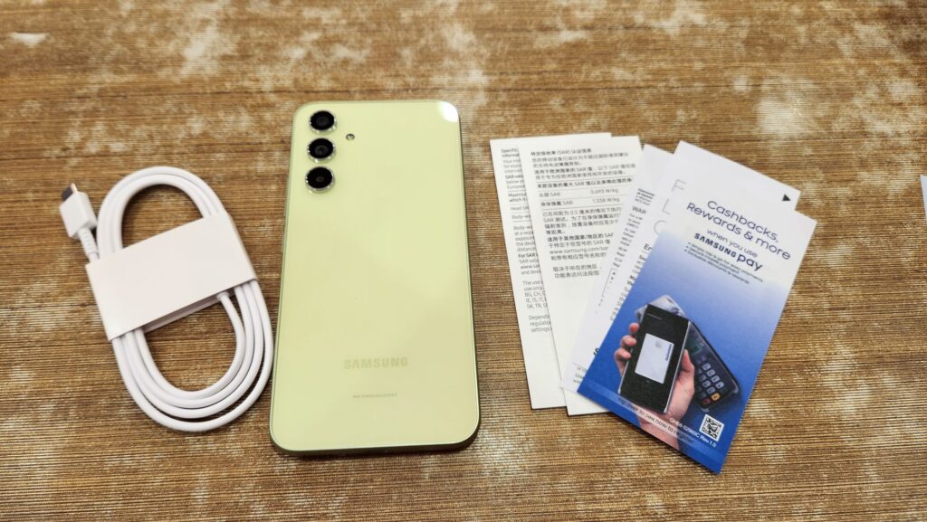 Samsung Galaxy A34 Review box contents