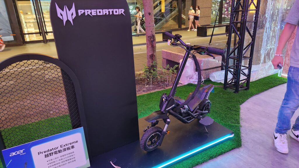 Acer Predator Extreme e-scooter  booth