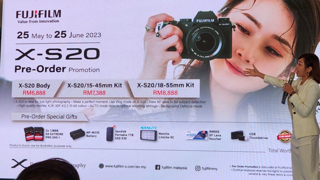 Fujifilm X-S20 mirrorless camera price