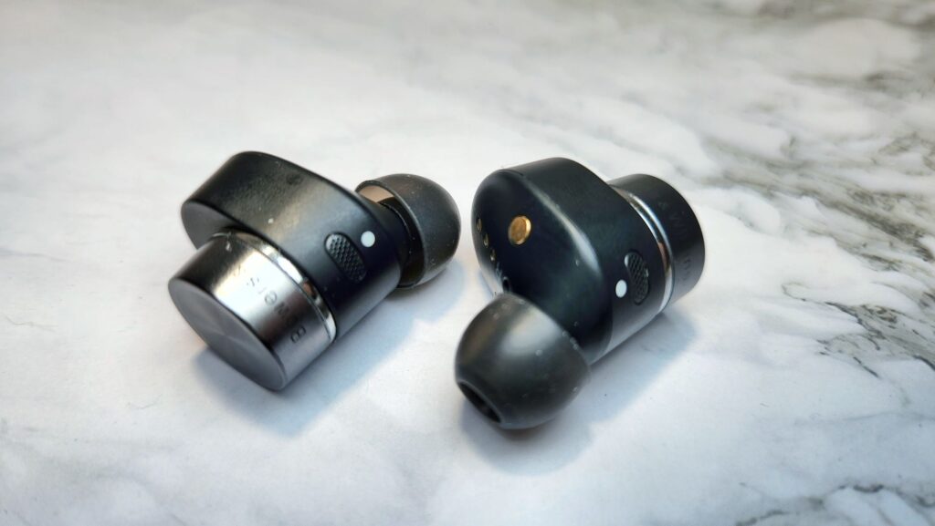 Bowers & Wilkins Pi7 S2 Review earbuds
