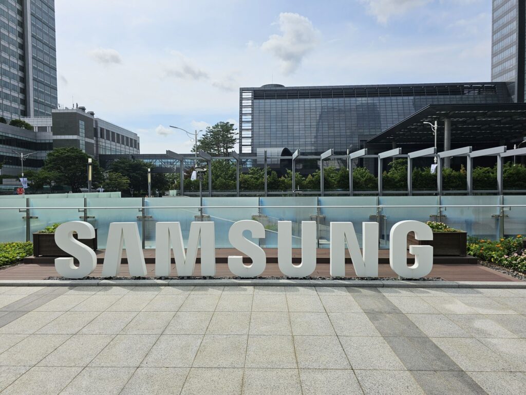 Samsung DIgital City Exterior logo
