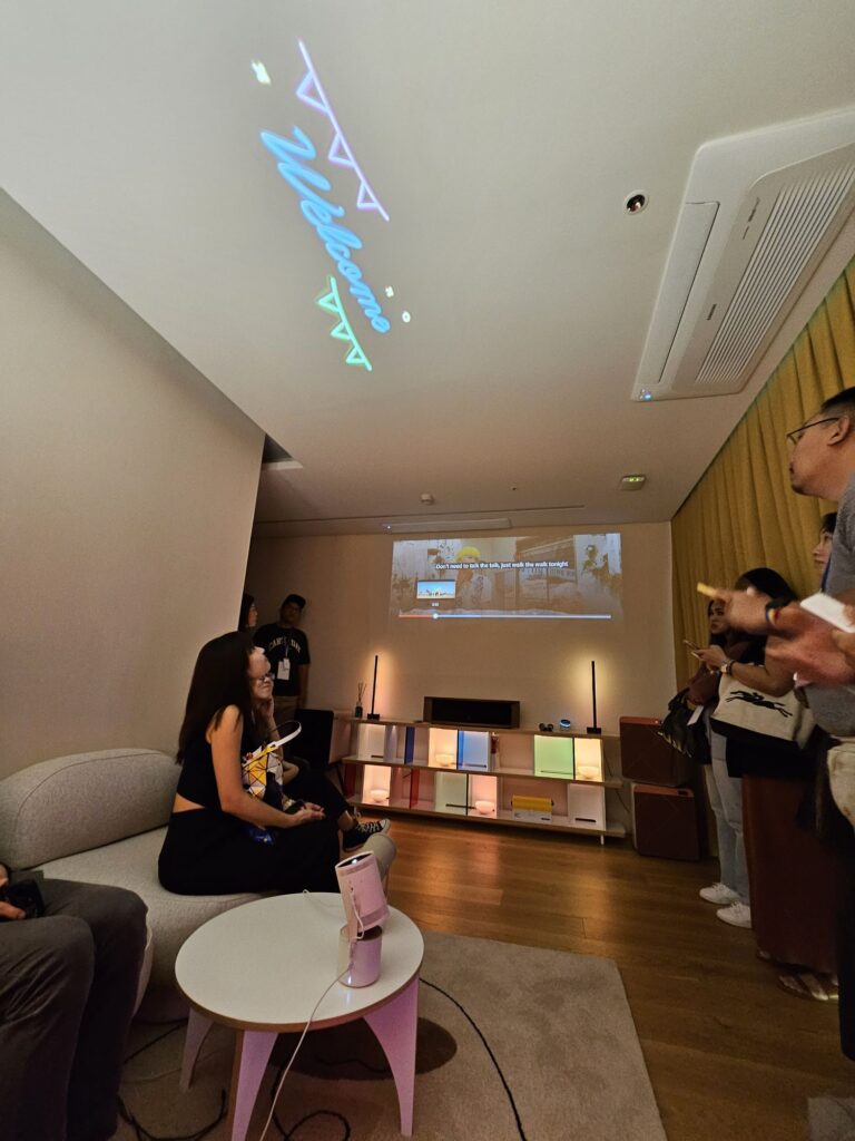 Samsung Digital City eX Home interior