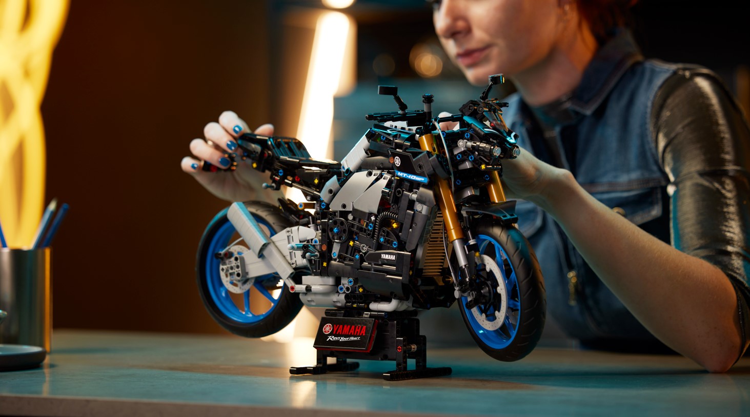 LEGO Technic Yamaha MT-10 SP is a 1,478 piece masterpiece of ...