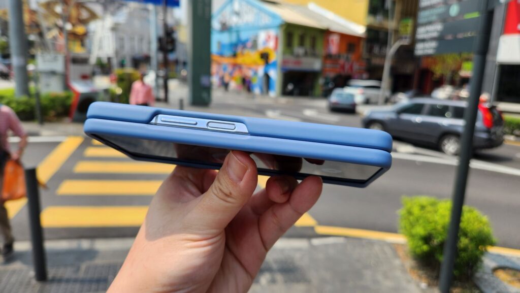 Samsung Galaxy Z Fold5 Slim S Pen Case review side