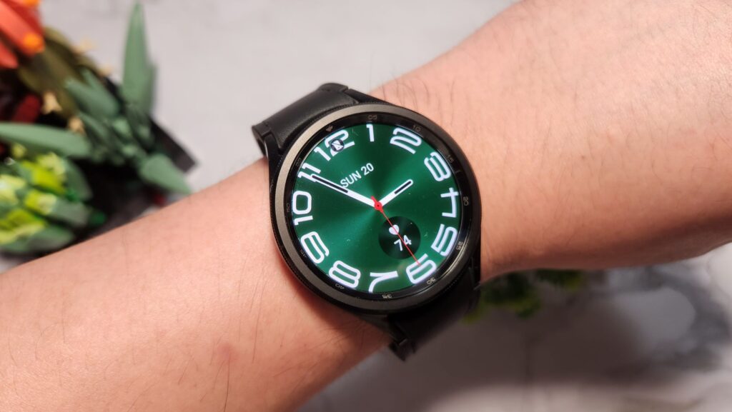 Samsung Galaxy Watch6 Classic 47mm Review hands
