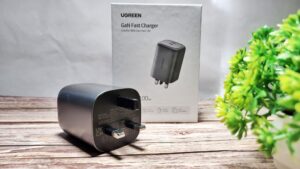 Ugreen 100W GaN Fast Charger Review (2-port, UK) - Small yet Powerful 100W Phone and Laptop Charger Tested 2