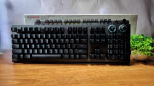 Alienware AW920K Review - Powerful Tri-Mode Wireless Gaming Keyboard Gets Your Game On 1