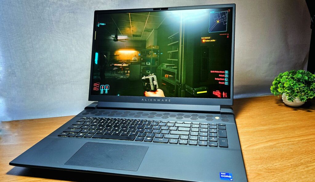 Alienware M18 R1 Review 2077 cover