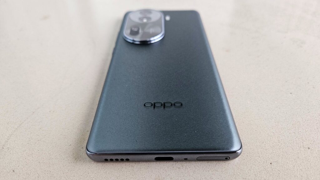 Oppo Reno11 Pro Review backplate