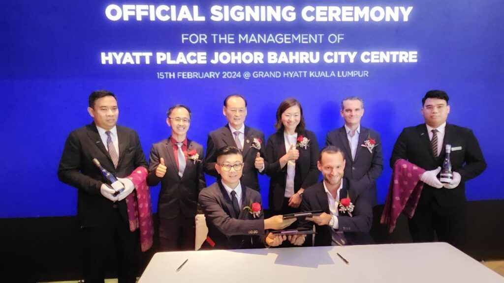 Hyatt Place Johor Bahru City Centre group signing