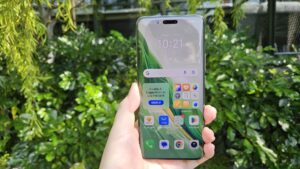 Here's how the new Honor Magic6 Pro NanoCrystal Shield makes damaged screens a thing of the past 8