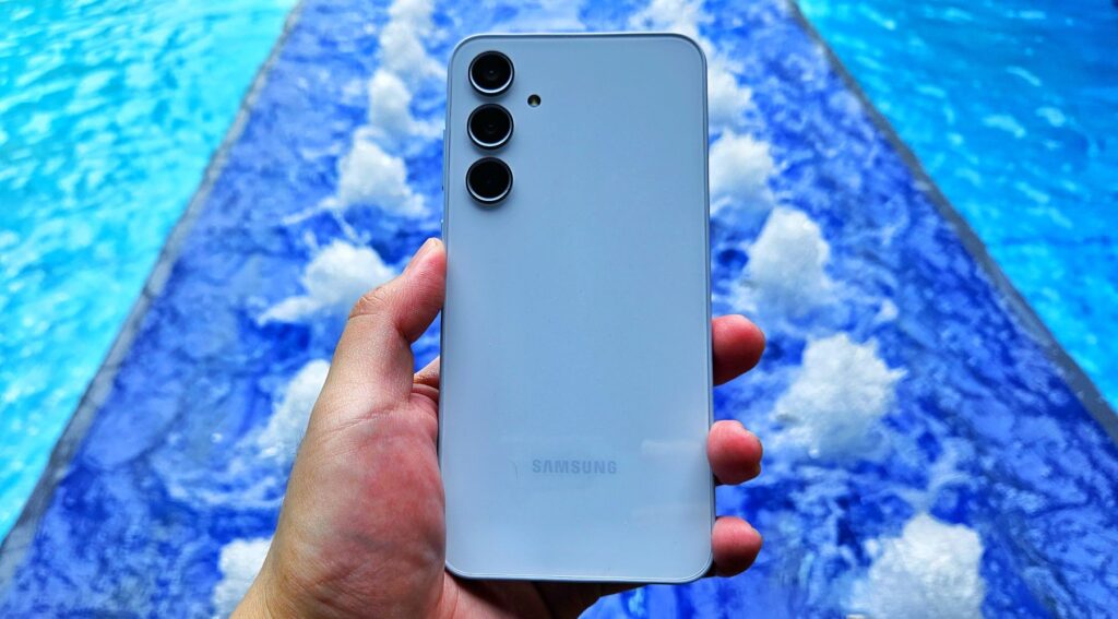 Samsung Galaxy A35 Review rear