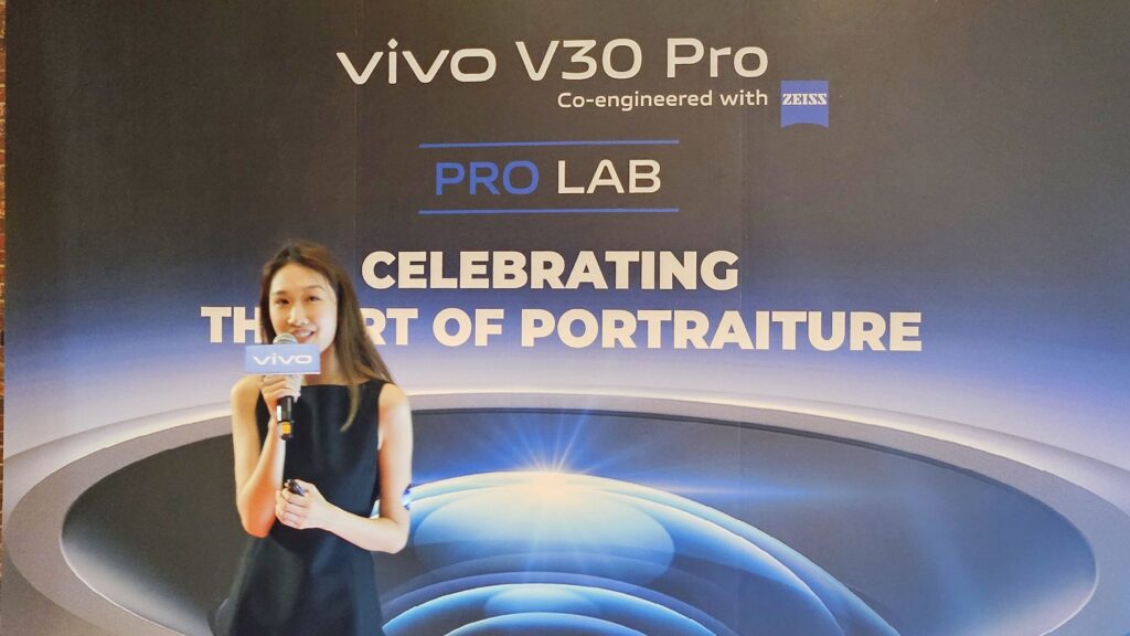 Ms. Yige Zhang, vivo Photography Expert and Product Manager in the vivo Imaging Cognition Products Department