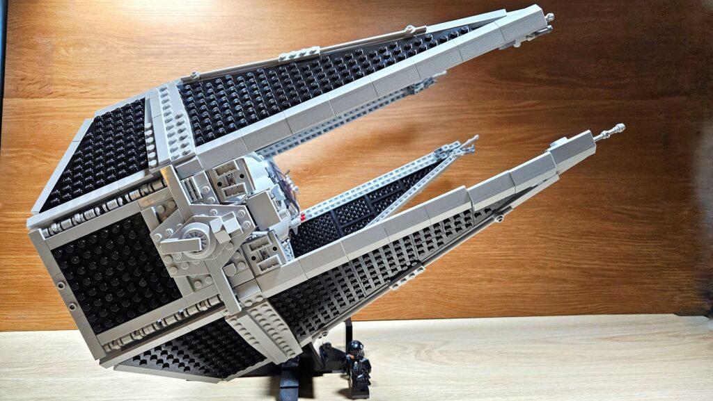 75382 LEGO Star Wars TIE Interceptor Review side