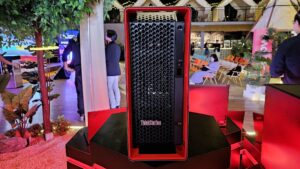Lenovo ThinkStation P8 workstation with AMD Ryzen Threadripper PRO 7000WX series CPUs now in Malaysia; prices start from RM16,429 7