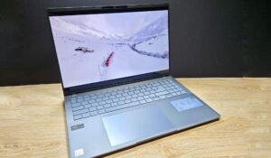 Asus Vivobook S 16 OLED S5606 review - Solid multitasking workhorse delight 4