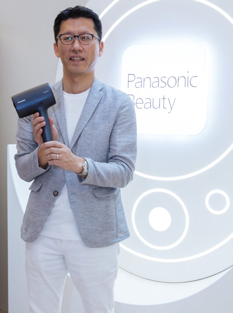 pana 3 Keisuke Nishida, Managing Director of Panasonic Malaysia at the new nanocare Hair Dryer EH-NA0J launch