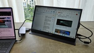 Acer PM161QB review - Is This The Best Budget Portable Monitor Money Can Buy in Malaysia? 2