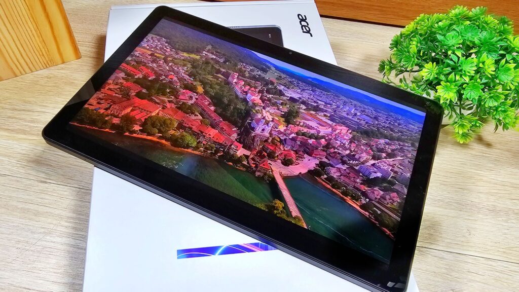 Acer Iconia Tab P11 Review cover