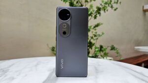 vivo V40 Review - Stylishly slim all-rounder phone with ZEISS cameras tested 5