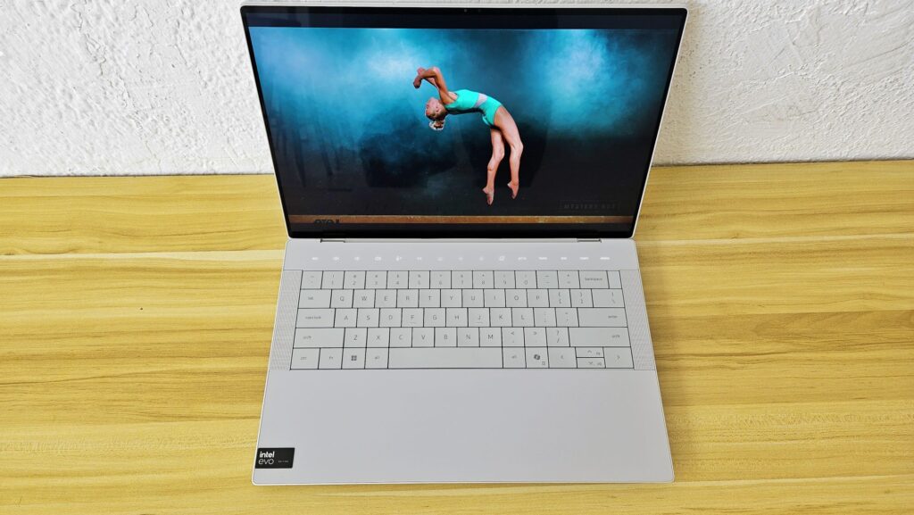 Dell XPS 14 9440 review top