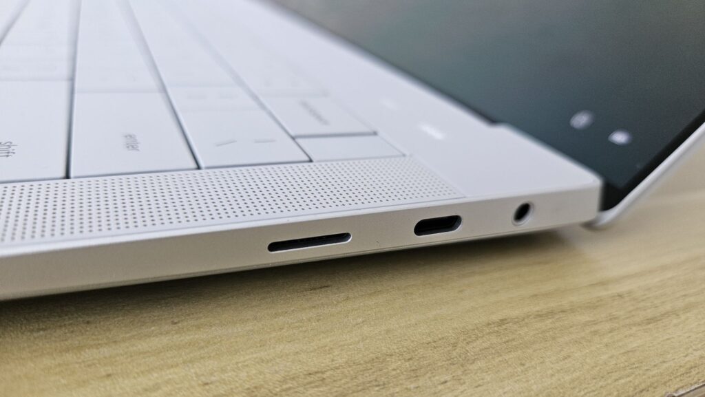 Dell XPS 14 9440 review right