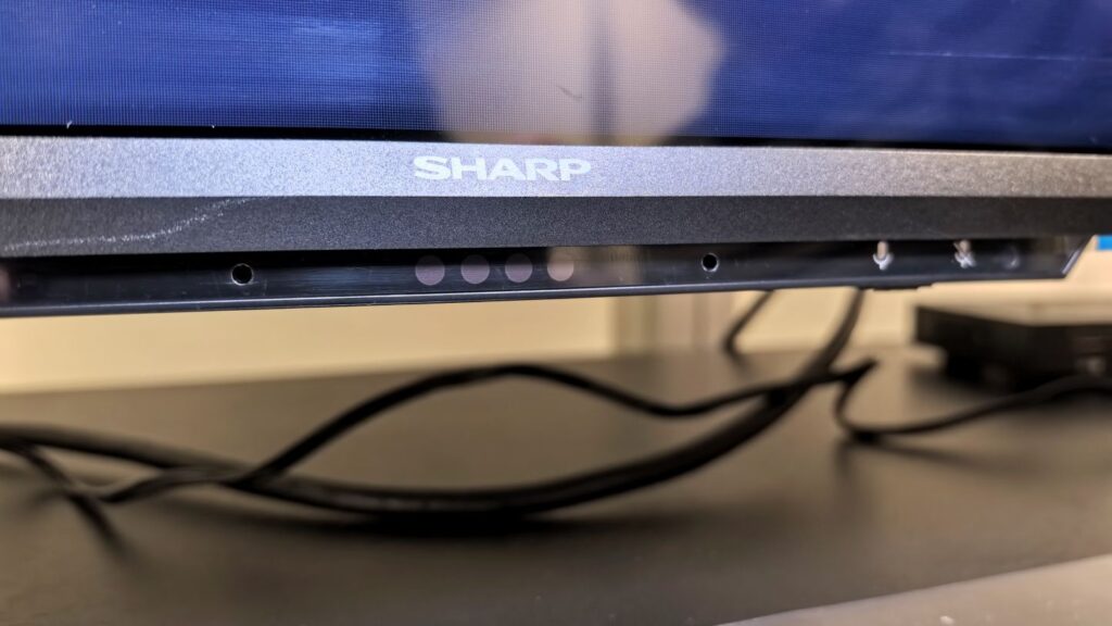 Sharp AQUOS TRU GN7000 cover TV Review chin