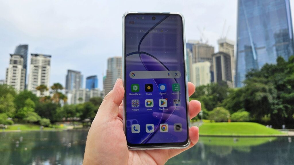 realme 13 review daylight