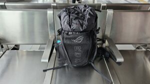 ROG Archer ErgoAir Gaming Backpack BP3800 Review - Impressive modularity, huge capacity carryall 8