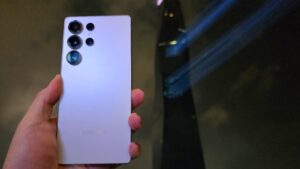 Samsung Galaxy S25 Malaysia preorder programme kicks off with grand laser and fireworks display 3