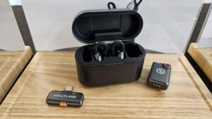 Hollyland Lark M2S mini wireless mic for content creators now in Malaysia from RM499 10