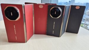 Gorgeous Huawei Mate XT Ultimate Design triple foldable coming to Malaysia 7