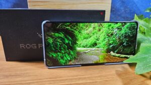 ROG Phone 9 Review - Gaming powerhouse that's built to game, made to conquer 4