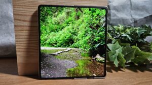 Honor Magic V5 Review - Ultraslim foldable flagship tested 8
