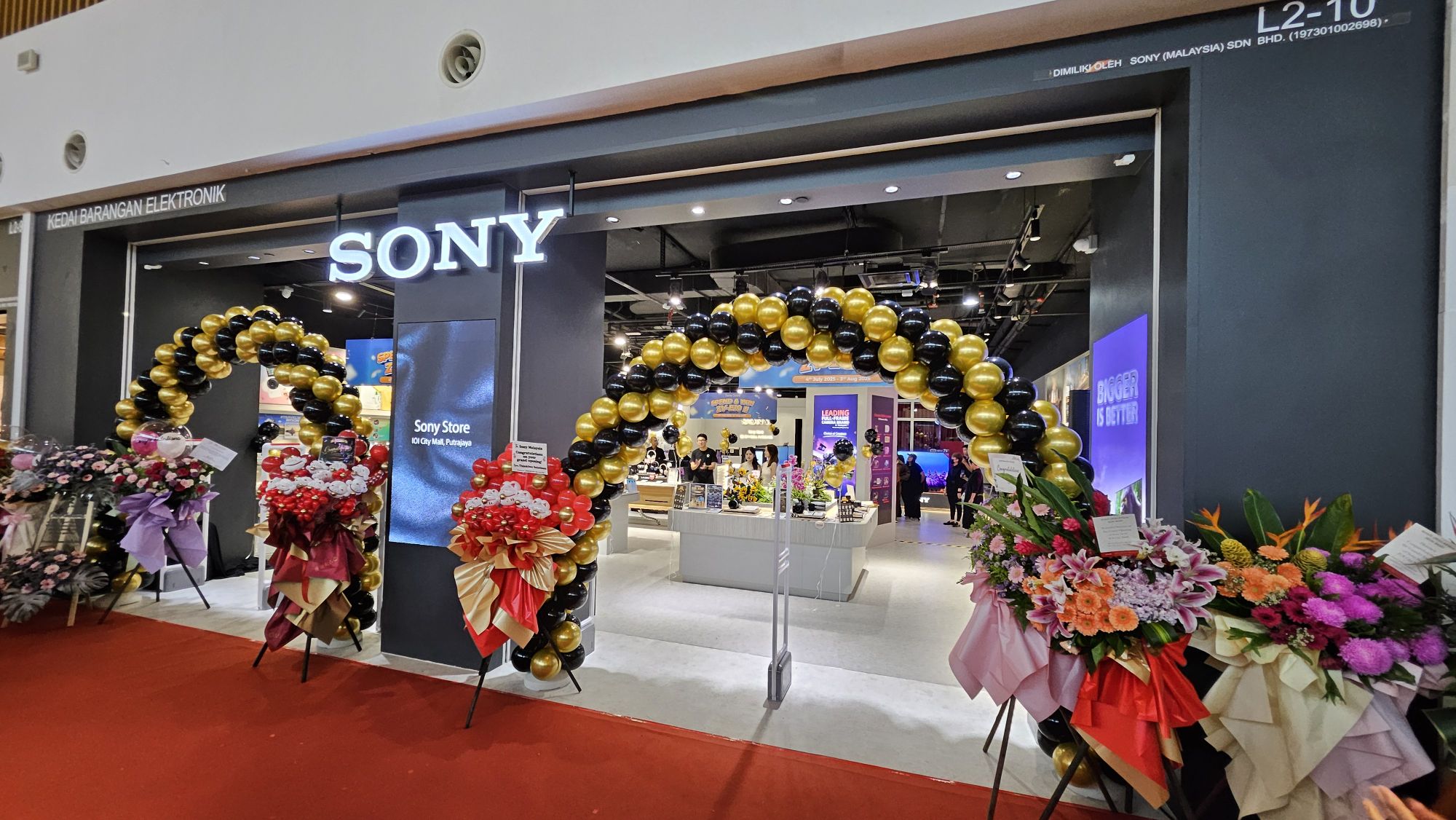New Sony Flagship Store Opens At Ioi City Mall With Opening Specials