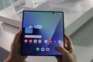 Samsung Galaxy Z Fold7 Review - Slimmer, Lighter and More Powerful than Ever, But is it Worth RM7,799? 5