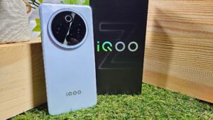 iQOO Z10 Review - Huge battery and bright screen - is this the best phone for e-hailing drivers? 6