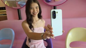 vivo X200 FE Camera Review - Compact Flagship with ZEISS Imaging to Capture Your World 1