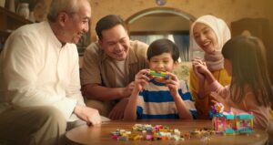 The LEGO Group and Shopee kick off fun ‘Bina Bersama Cipta Cerita campaign’ nationwide 1