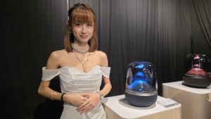 Harman Kardon Aura Studio 5 speaker launched in Malaysia; yours for RM1,599 11
