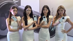 vivo X300 Pro and X300 Malaysia preorders are now available in Malaysia; prices start from RM3,599 1