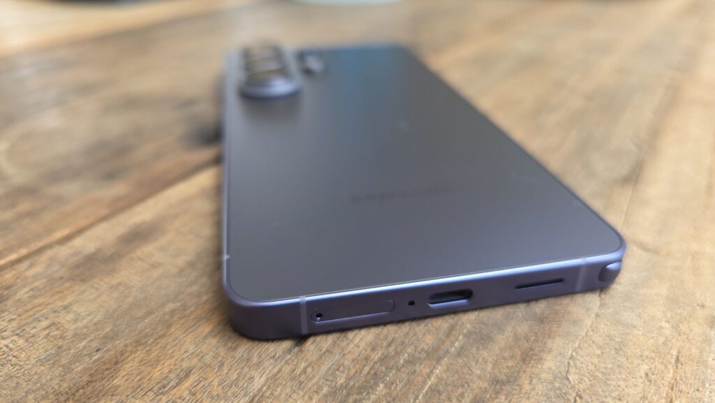 Samsung Galaxy S26 Ultra First Look base