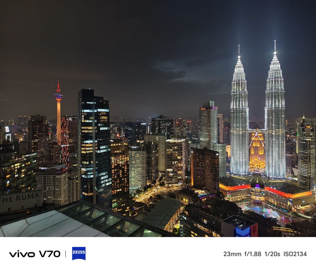 vivo V70 Review camera low light 1x