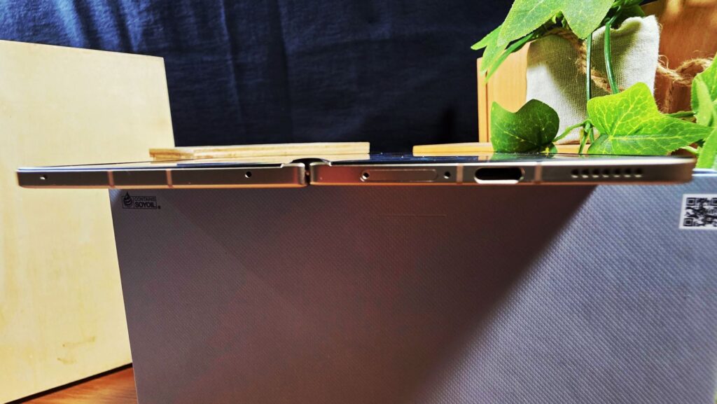 Oppo Find N6 Review flat