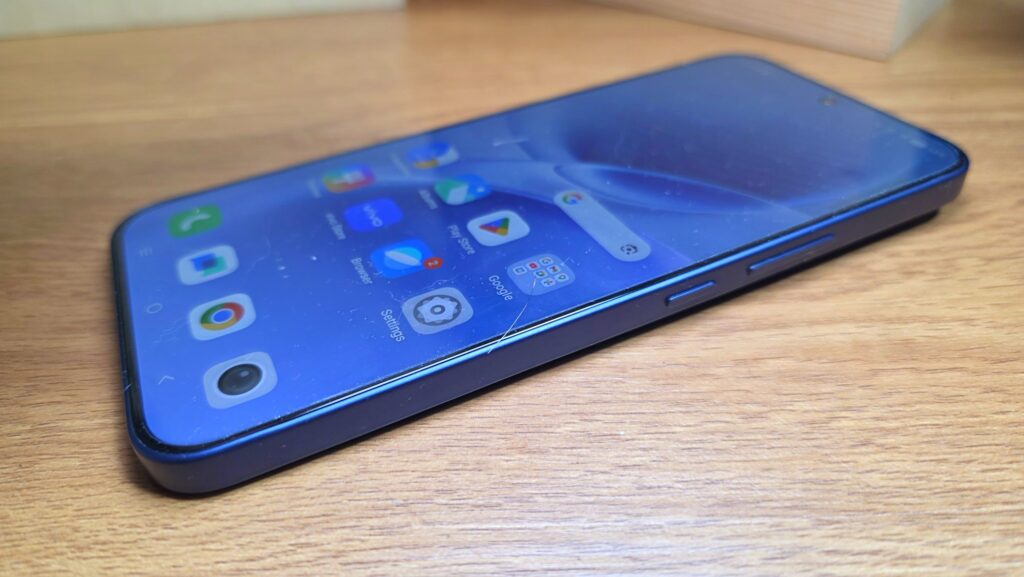 vivo V70 FE Review buttons