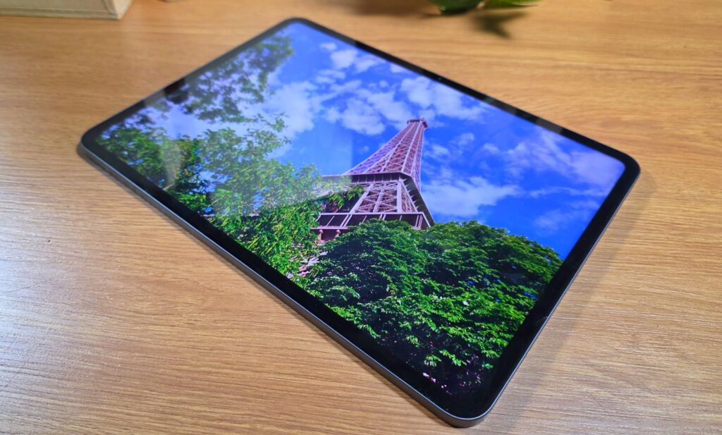 realme Pad 3 Review angled