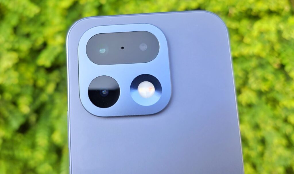 realme 16 Pro Review cam