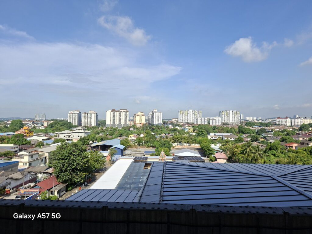 Samsung Galaxy A57 Review 1x