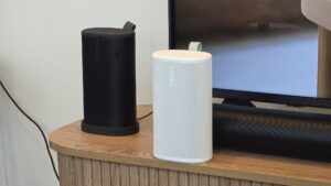 Time to rock and roll - new Sonos Play portable speaker lets you bring the party with you 1