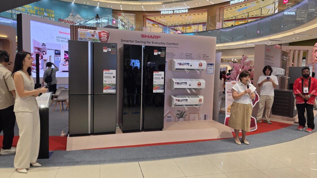 How SHARP J-Tech Inverter Tech-Equipped Fridges and Air Conditioners Save Energy, Time and Money in Malaysian Homes 2